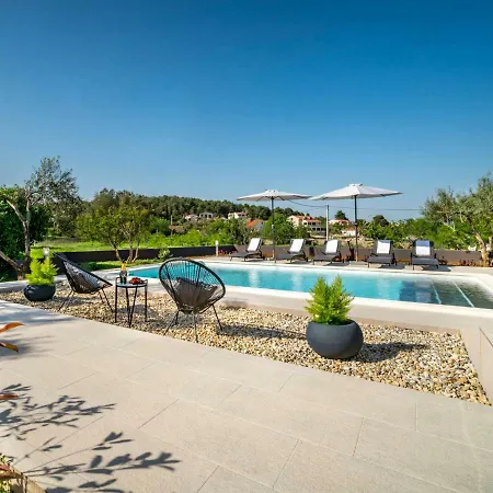 Casa de Férias Holiday Rossa Ždrelac